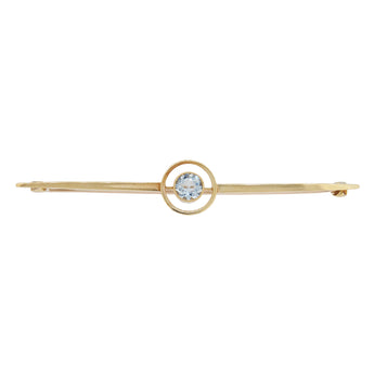 An Edwardian, 15ct yellow gold, aquamarine set single stone bar brooch