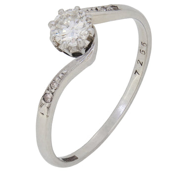 A mid-20th century, 18ct white gold & platinum, diamond set, five stone crossover ring.