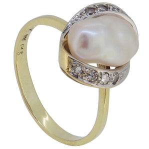 A modern, 14ct yellow gold, blister pearl & diamond set, nine stone ring.