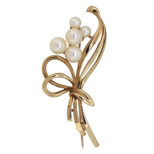 A modern, 9ct yellow gold, pearl set spray brooch