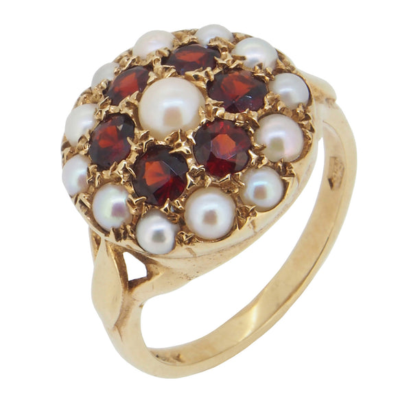 A modern, 9ct yellow gold, garnet & pearl set cluster ring