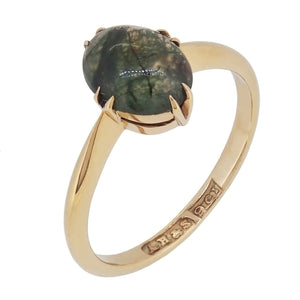 An early 20th century, 9ct yellow gold, moss agate set, single stone ring