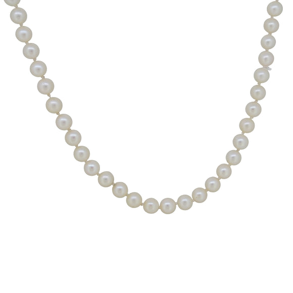 A modern single row of regular Akoya cultured pearl necklace on a 9ct gold snap