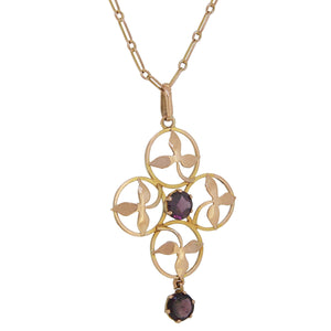 An Edwardian, yellow gold, garnet set pendant & chain