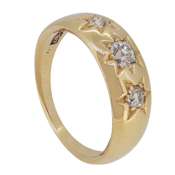 An Edwardian, 18ct yellow gold, diamond set, three stone ring.