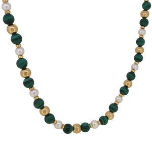 A row of malachite & cultured pearl set bead necklace with a 14ct yellow gold snap