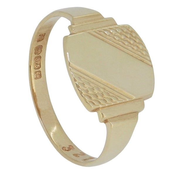 A modern, 9ct yellow gold, child's square signet ring.