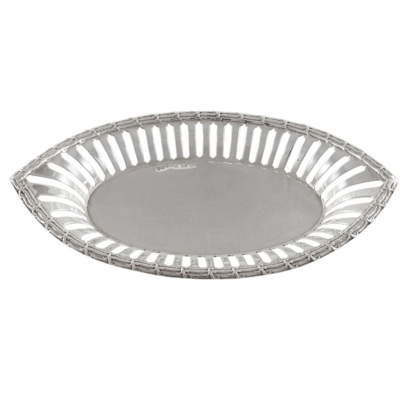 An Edwardian, silver, oval bon bon dish