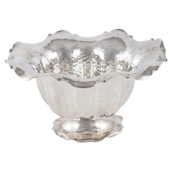 An Edwardian, silver fluted bowl with a hammered design